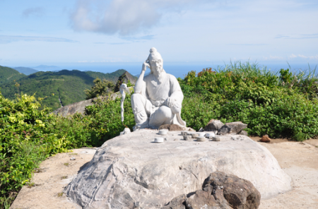 cung-ngam-canh-toan-bo-thanh-pho-o-dinh-ban-co